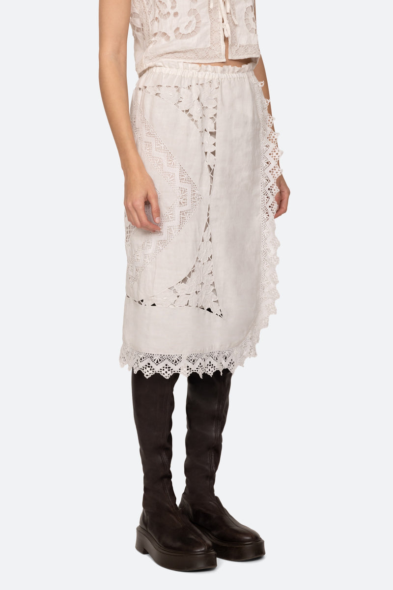 Edith Embroidery Skirt - White