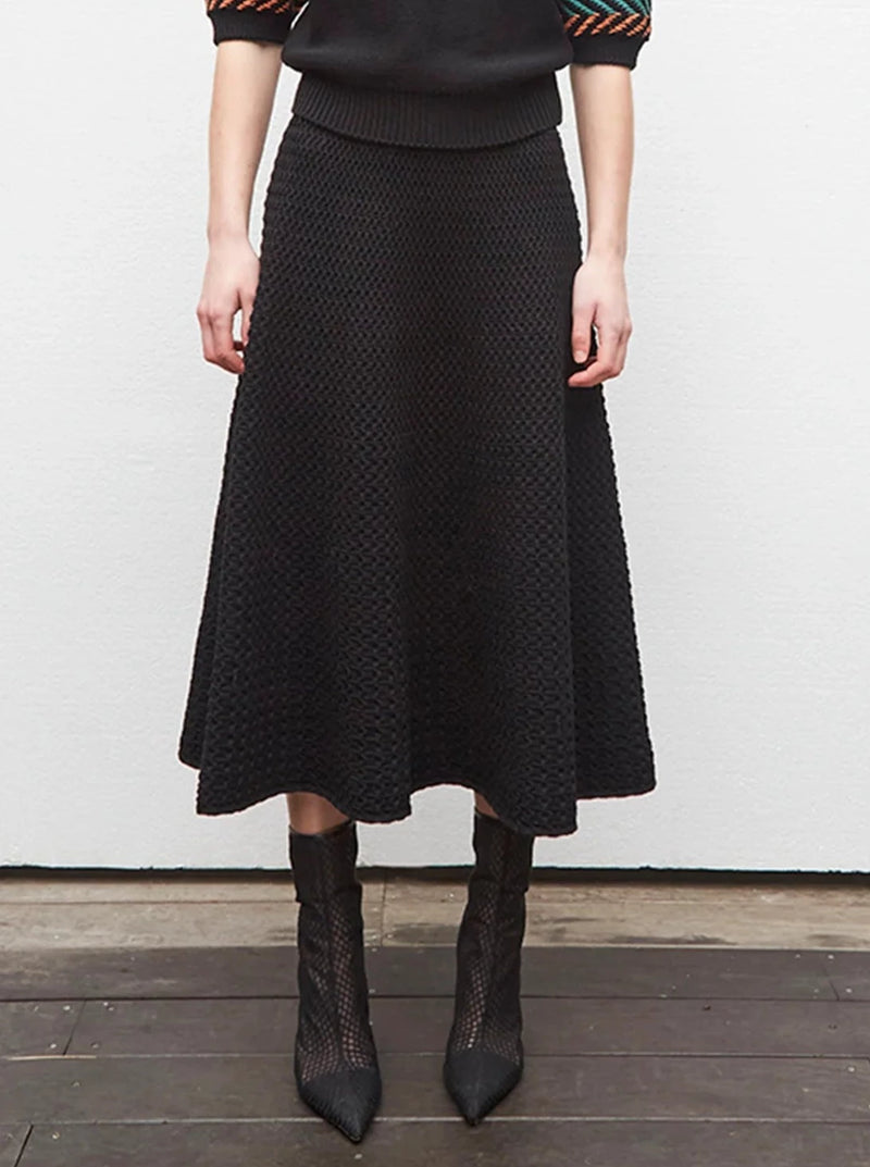 Pearl Stitch Knit Long Skirt - Navy/Black