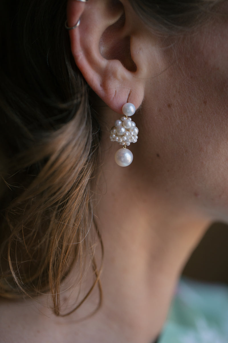 Dora Perle Earrings