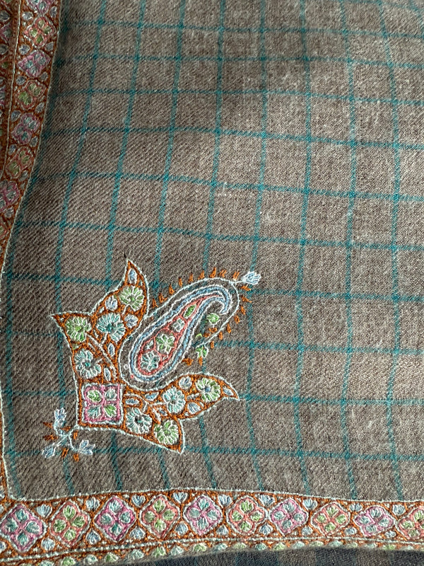 Border Embroidery - Beige/Blue Check