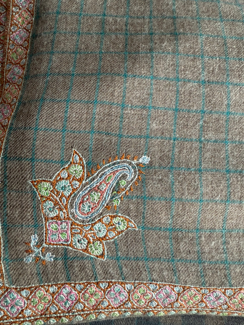 Border Embroidery - Beige/Blue Check