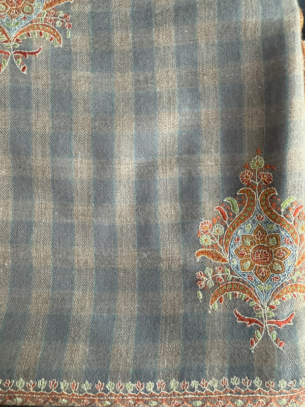 Large Embroidered Scarf - Beige/Slate Check