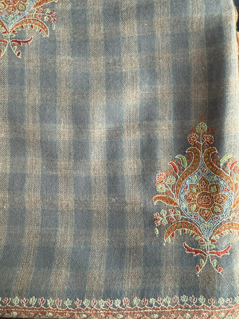 Large Embroidered Scarf - Beige/Slate Check