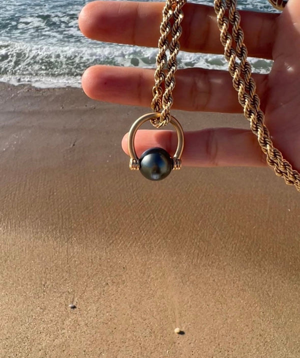 Tahitian Pearl & Diamond Pendant