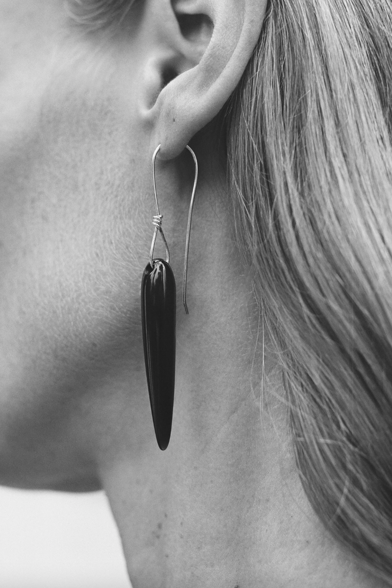 Spear Earrings - Onyx