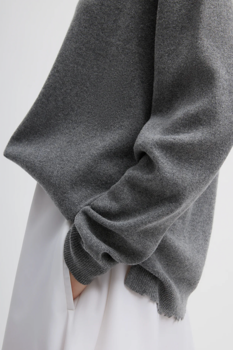 Anna Merino Wool Hole-At-Back Pullover - Heather Grey