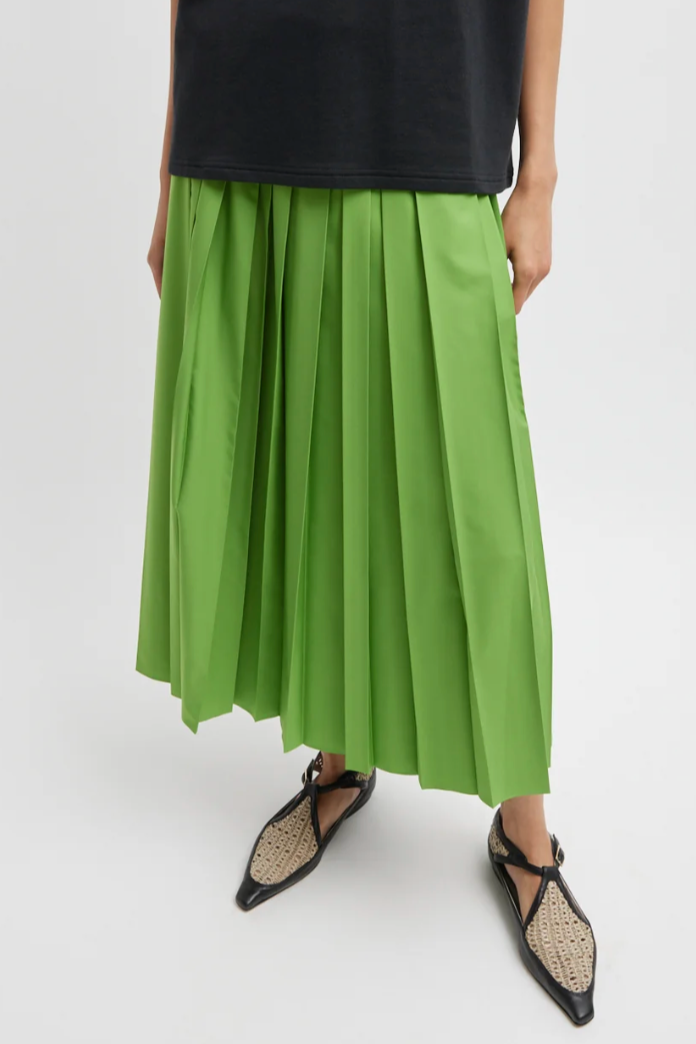 Nylon Pleated Pull On Skirt - Lime