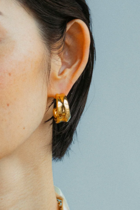 Onda Hoops in Gold