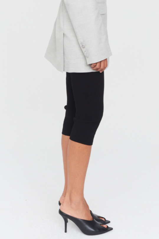 Madison Capri - Black