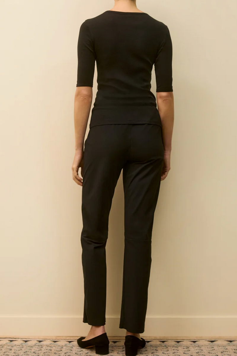 Anna Tee - Black