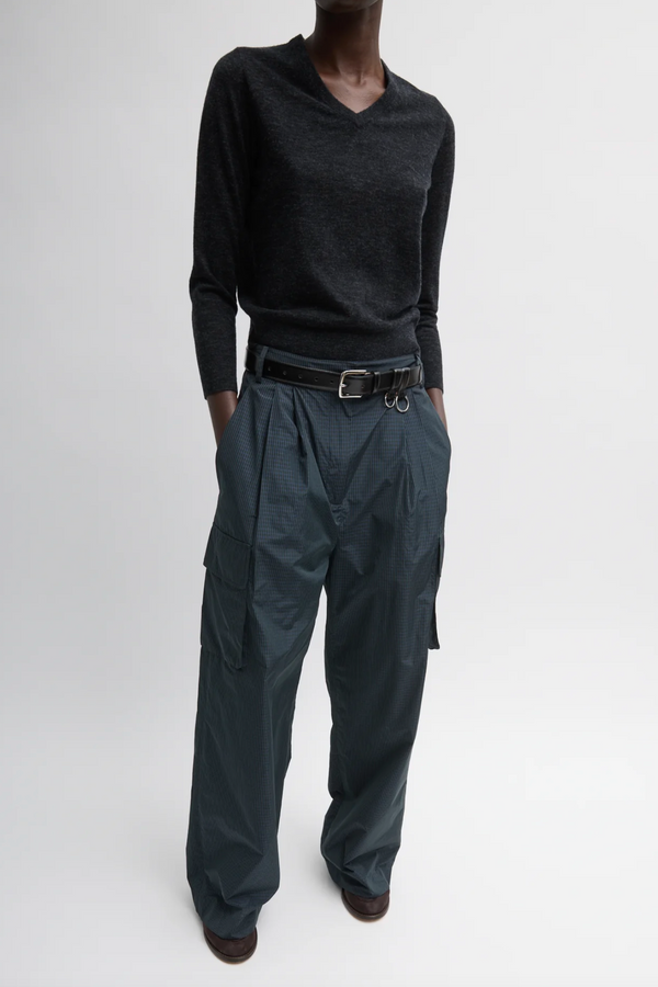 Skinlike Mercerized Wool Shrunken V-Neck Sweater - Charcoal