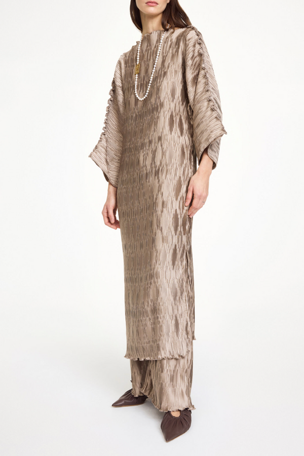 Trailado Pleated Maxi Dress - Cobblestone