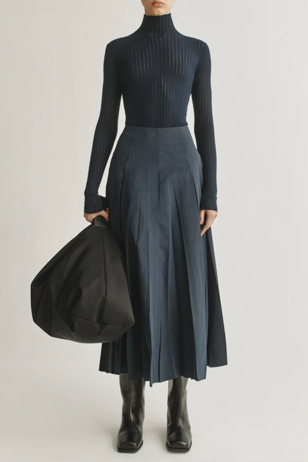 The Whisper Turtleneck - Navy