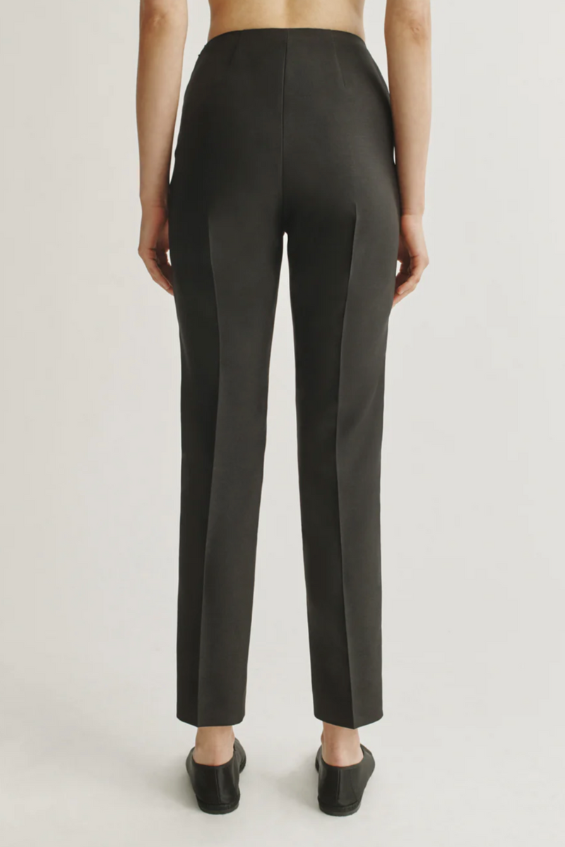 The Wool Silk Cigarette Pants - Black