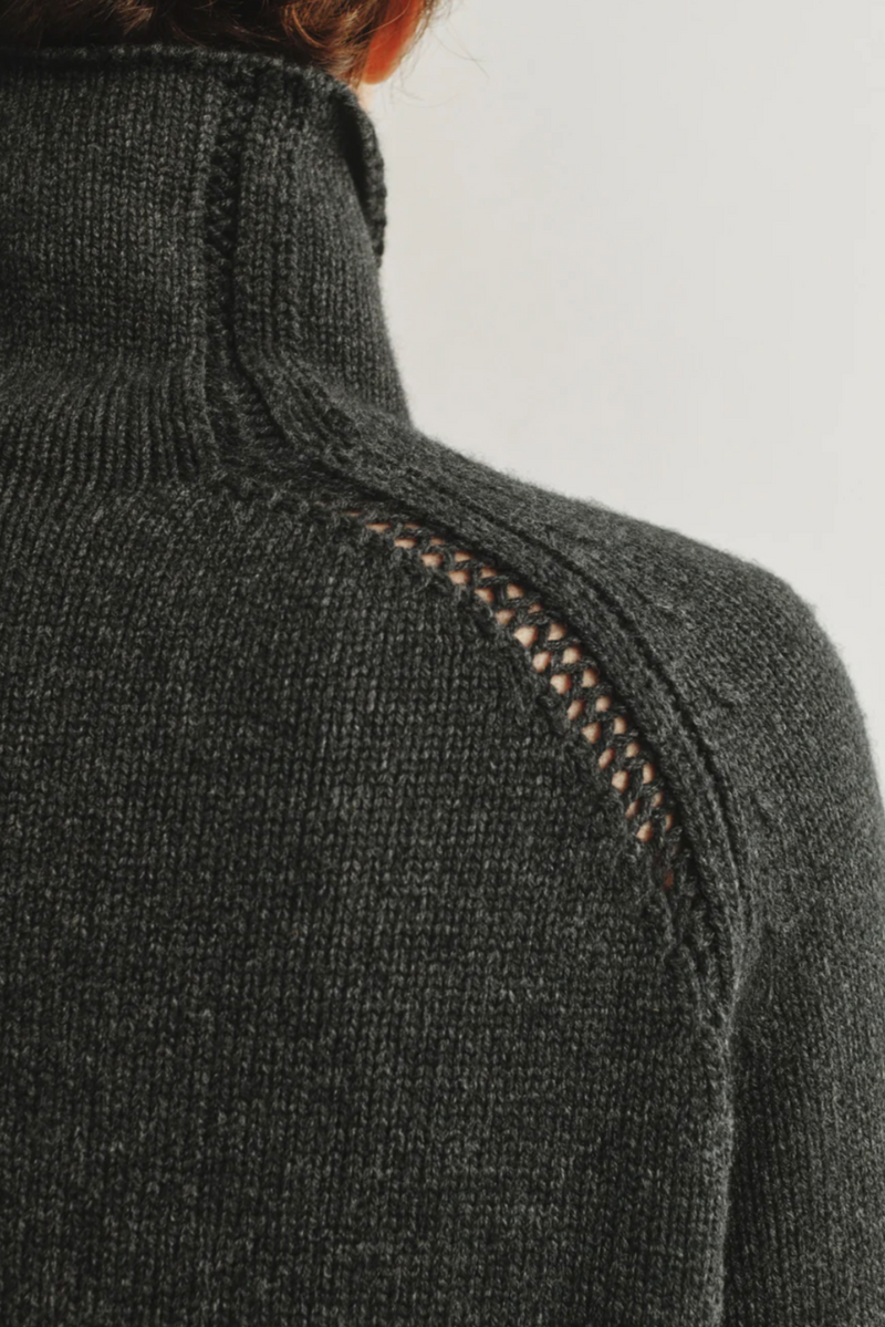 The Slouch Turtleneck - Charcoal