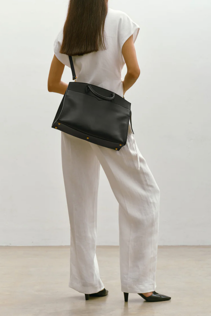 Pendulum 36 - Classic Calfskin Black