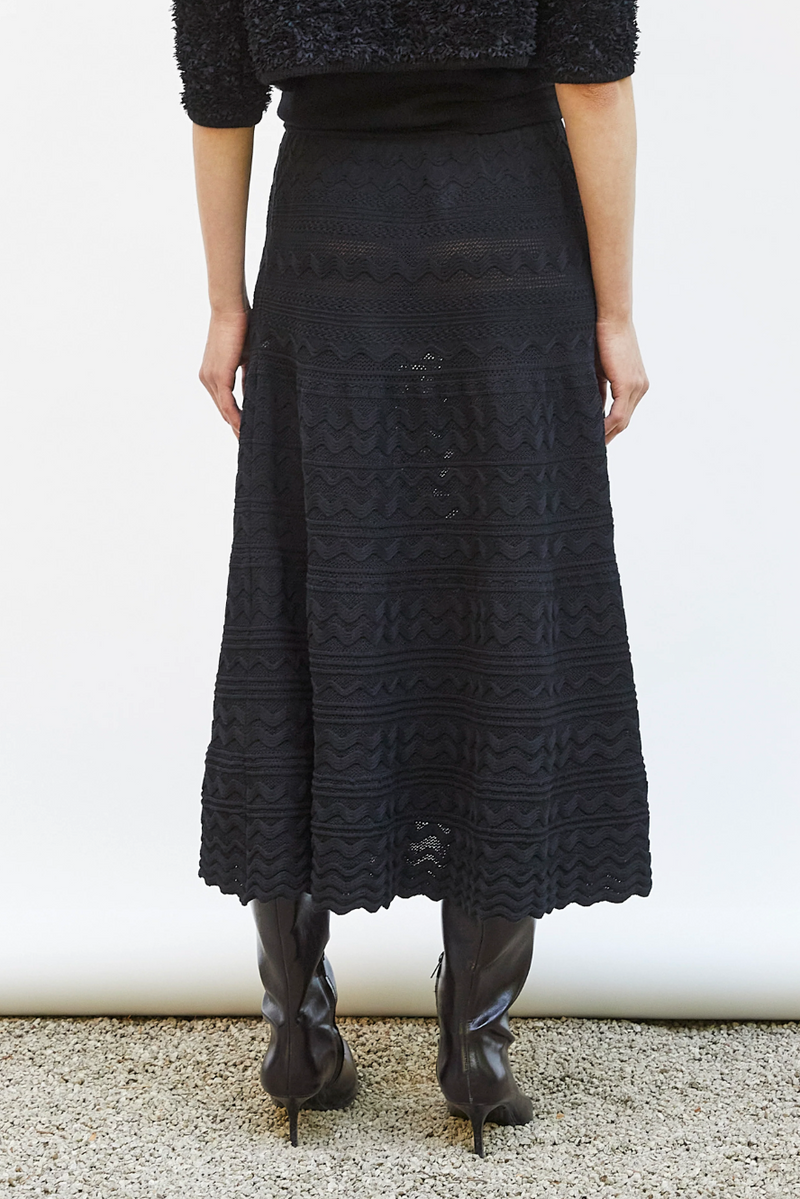 Wave Knit MIdi Skirt - Noir Profound