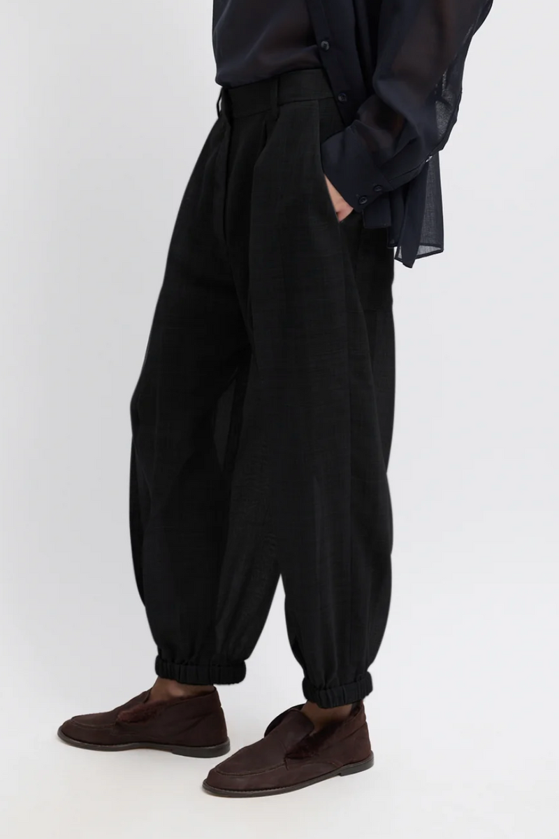 Sheer Wool Gauze Pleated Long Balloon Pant - Black