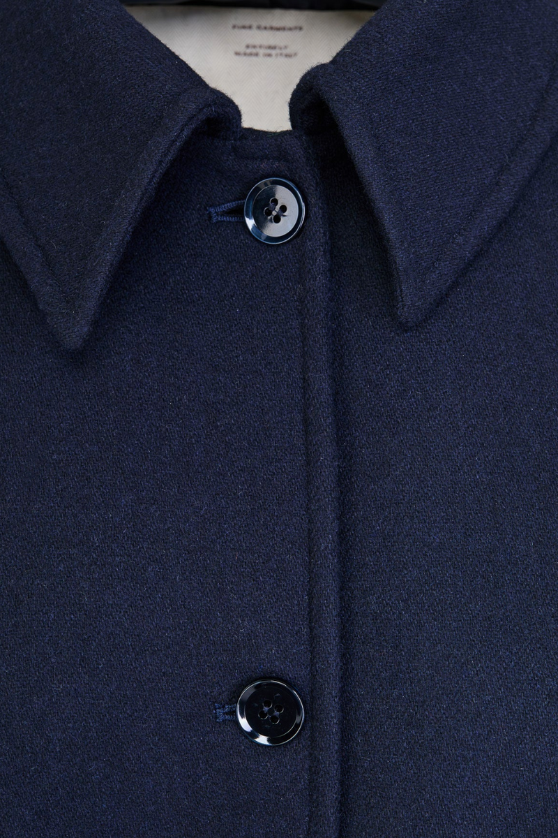 The Dust Coat in Wool - Navy
