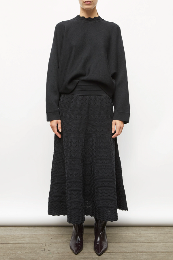 Wave Knit MIdi Skirt - Noir Profound