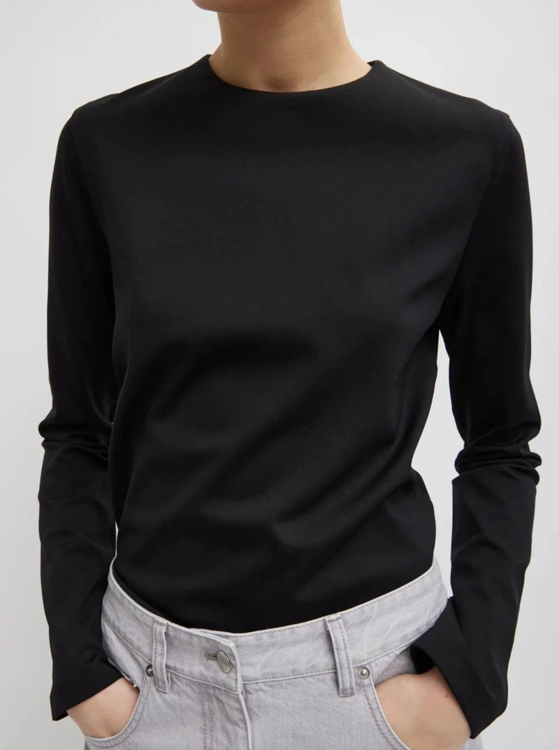 Compact Ultra Stretch Knit Long Sleeve Slim Top - Black