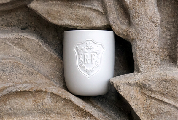 Régime des Fleurs Naiad Perfumed Candle @ Hero Shop